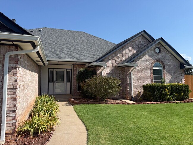 Building Photo - Corner-lot home in the desirable Cooper Creek