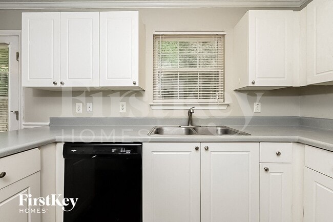 Building Photo - 136 Watercress Ct