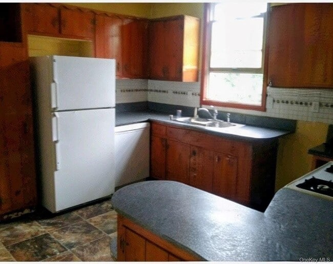 Building Photo - 156 N Clinton St