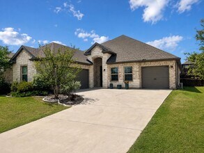 Building Photo - 1017 Greencove Dr