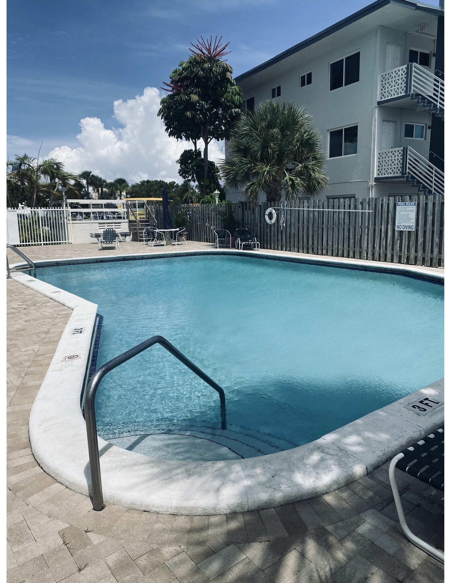 Building Photo - 13155 Ixora Ct