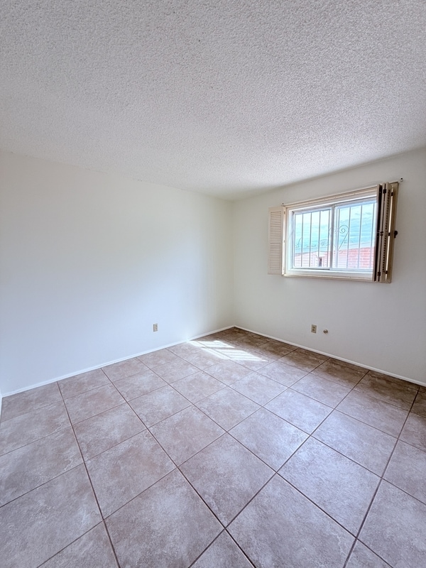Building Photo - 4834 N Los Altos Pl