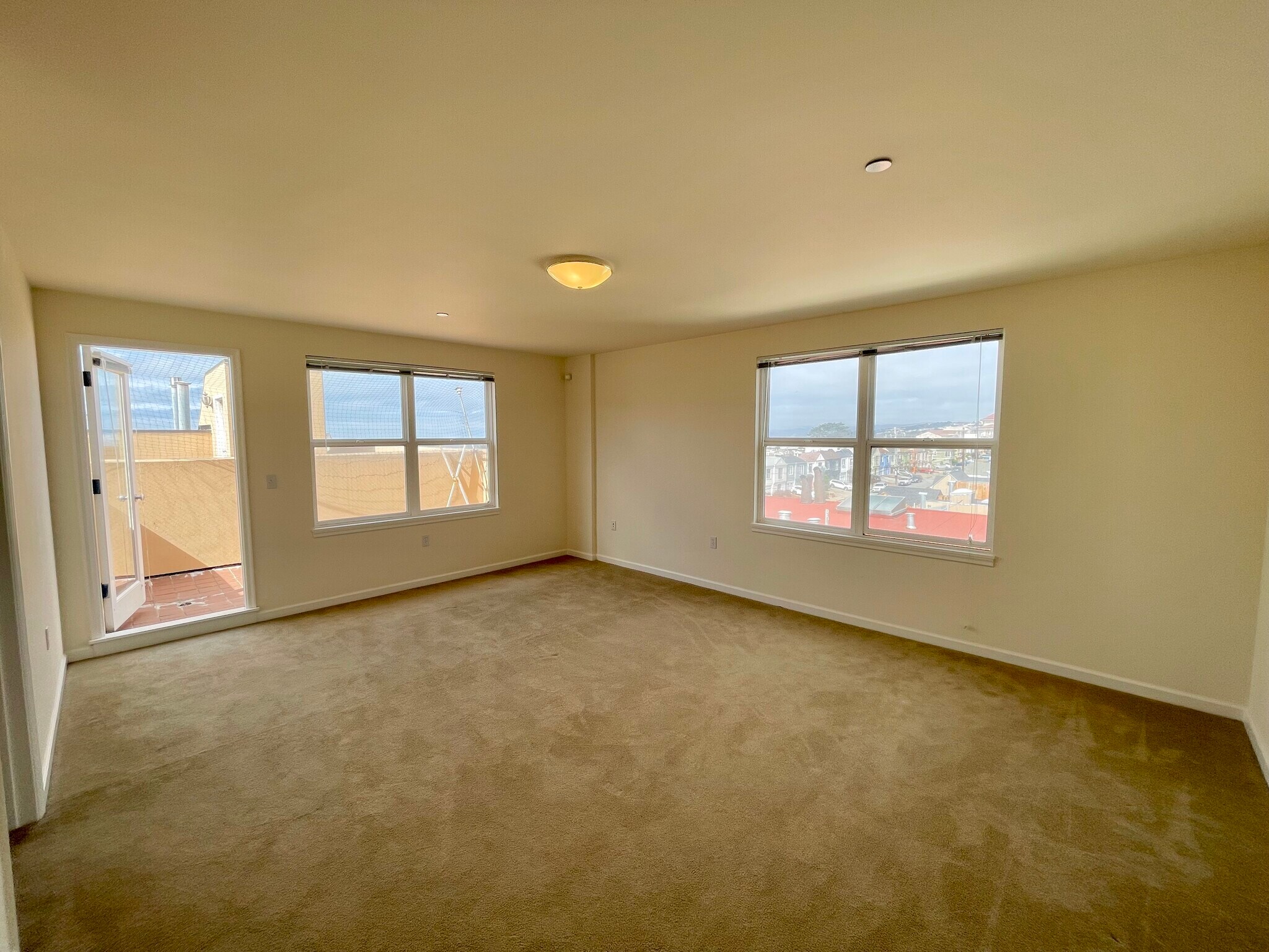 Building Photo - 1798 39th Ave