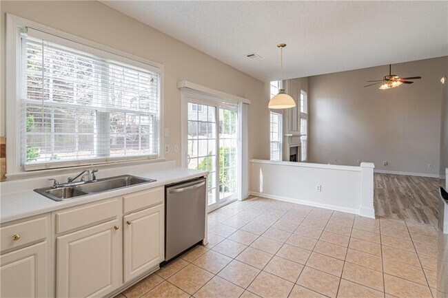 Building Photo - 11650 Bentham Ct