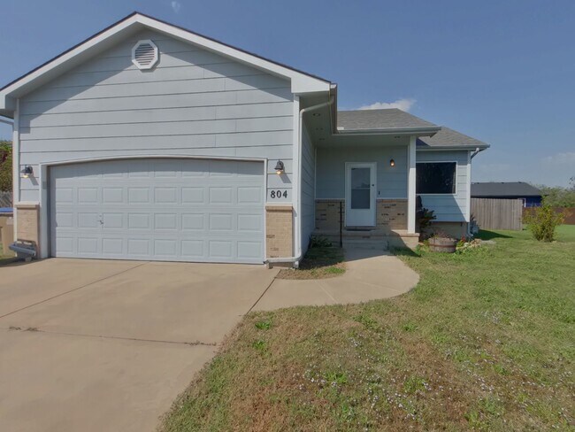Primary Photo - 804 N Longview Ct