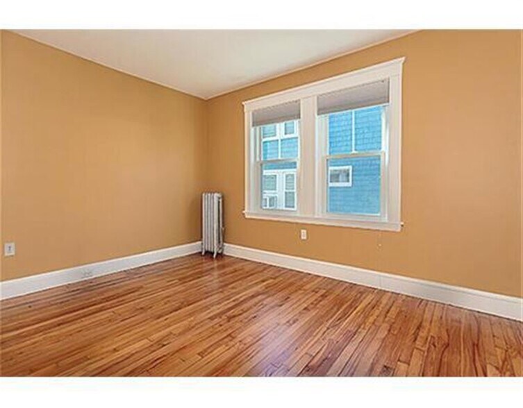 Building Photo - 67 Fairfax St