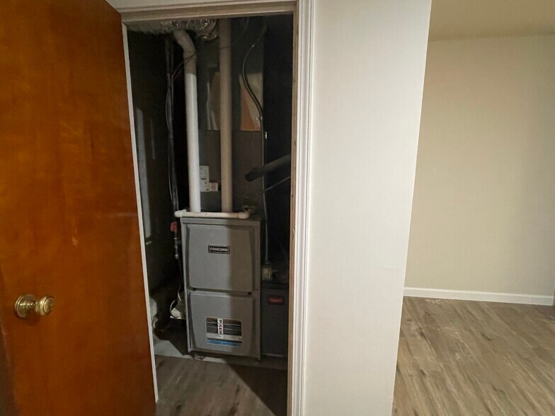 Separate Furnace/ - 31 N Main St