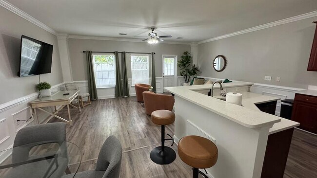 Building Photo - 135 Growden Ln