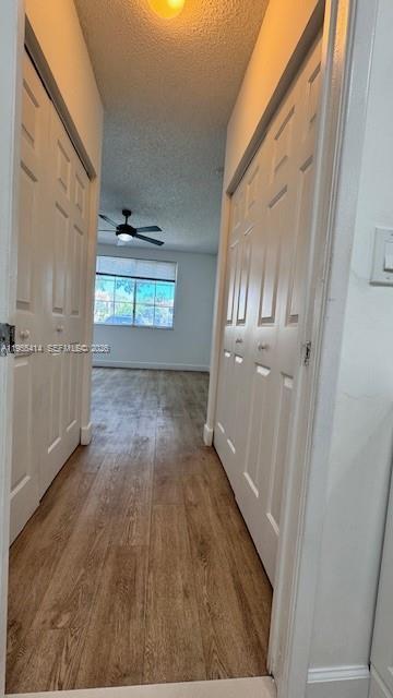 Building Photo - 7930 N Nob Hill Rd