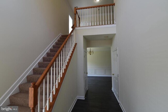 Building Photo - 139 Hokeland Dr
