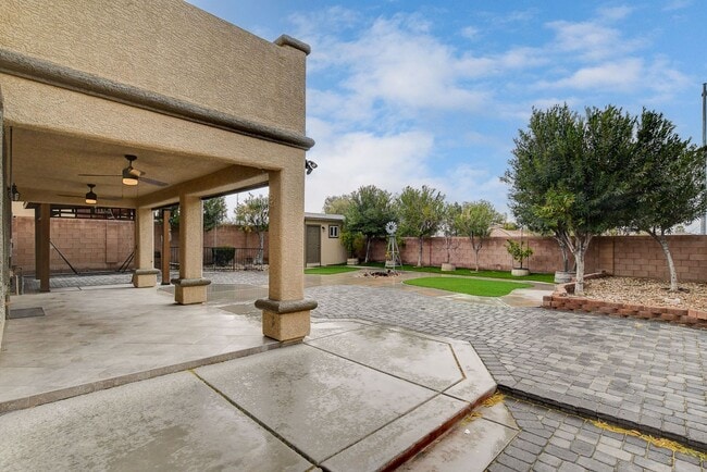 Building Photo - 4 Bedroom in North Las Vegas Near Aliante