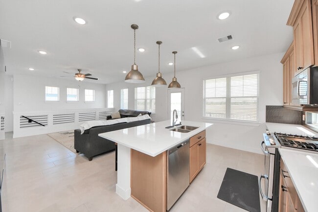 Building Photo - 7655 Jerrara Hts Ln