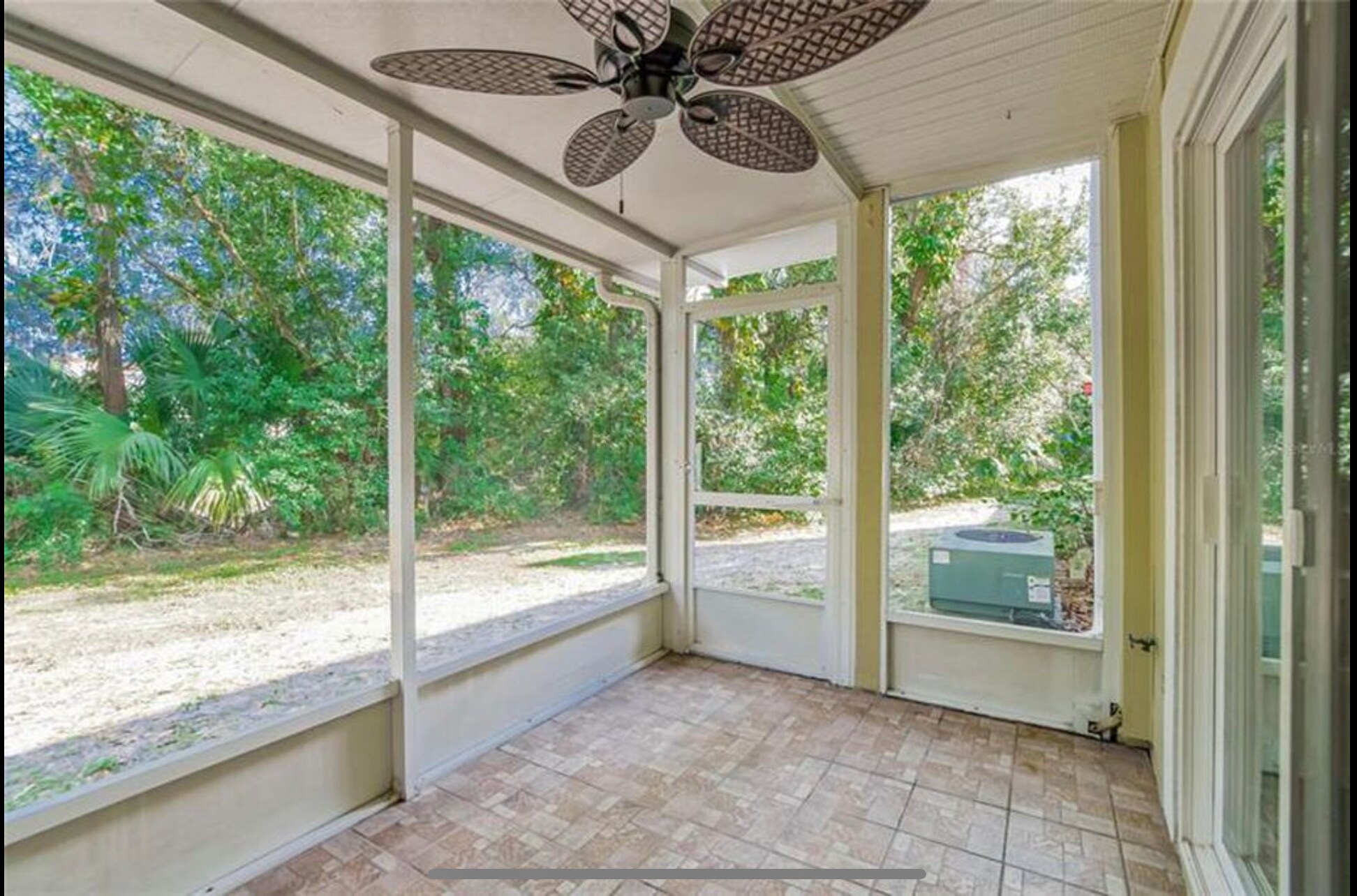 Building Photo - 11239 Cedar Hollow Ln