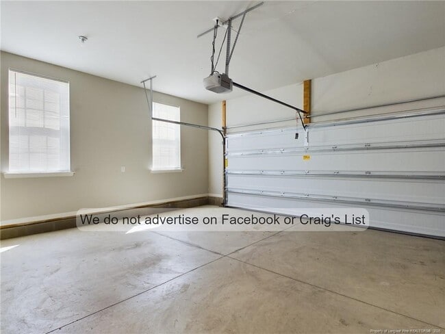 Building Photo - 6120 Shannon Wds Wy