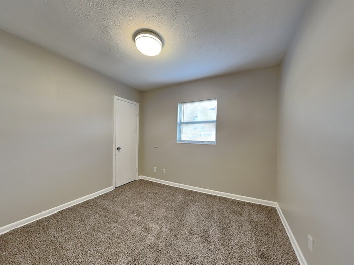 Building Photo - 7428 Sharbeth Dr N
