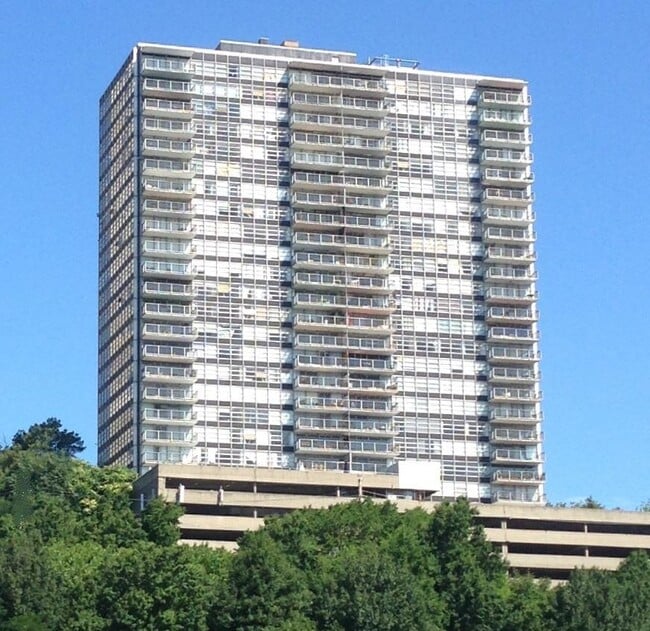 Building Photo - 6050 JFK Blvd E