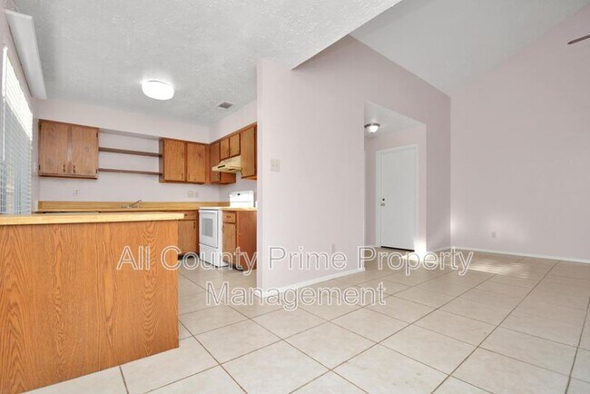 Building Photo - 19214 Cypress River Dr