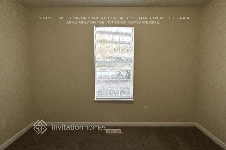 Building Photo - 15 Tracey Ln