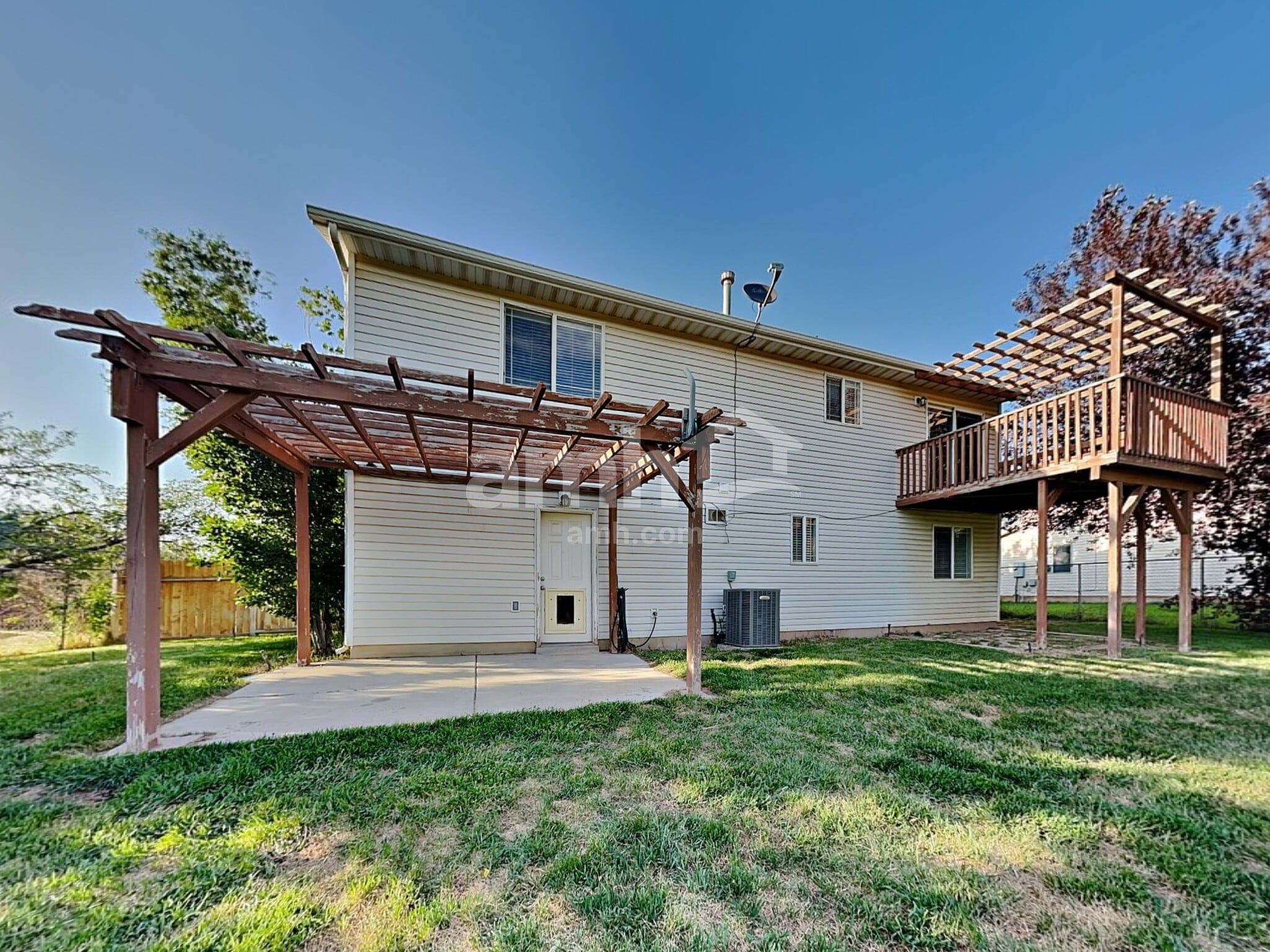 Building Photo - 1625 E Bateman Way