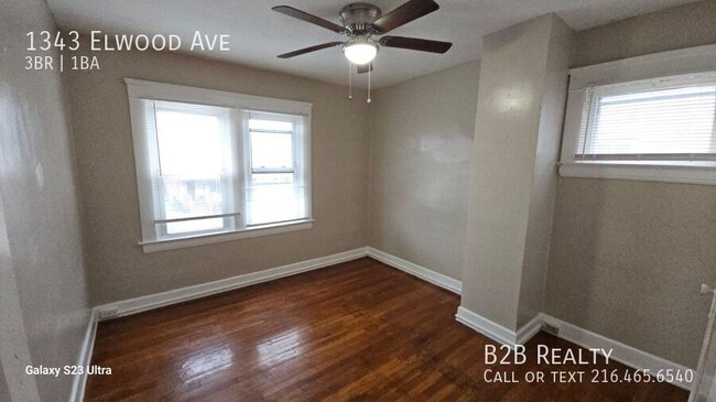 Building Photo - 1343 Elwood Rd