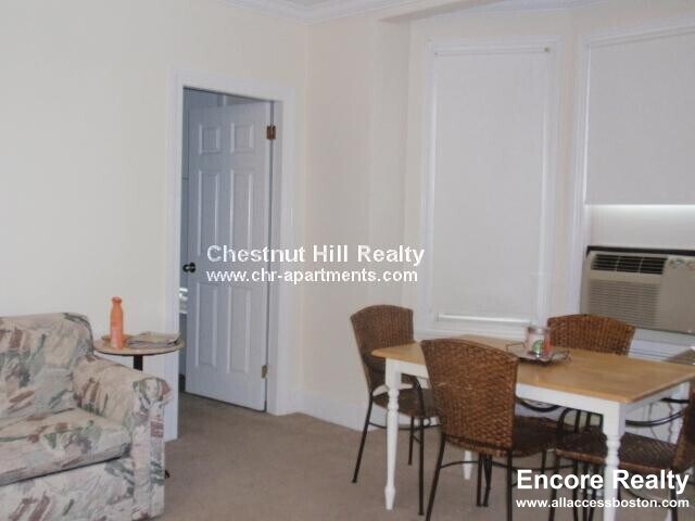 Building Photo - 1223 Beacon St