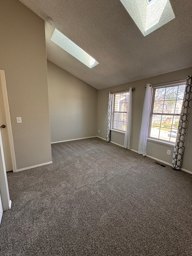 Building Photo - 4633 S Crystal Way