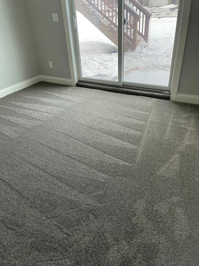 Building Photo - 18448 English Ave