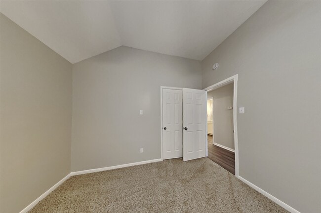 Building Photo - 9658 Therrell Dr