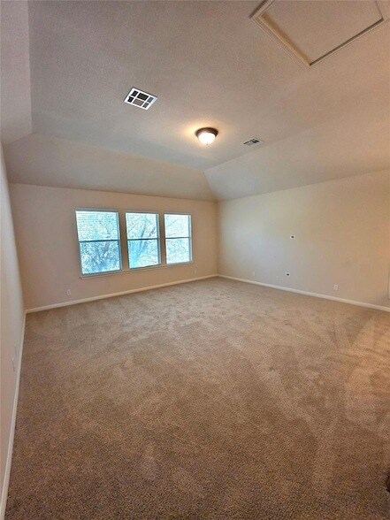 Building Photo - 2215 Conway Cove