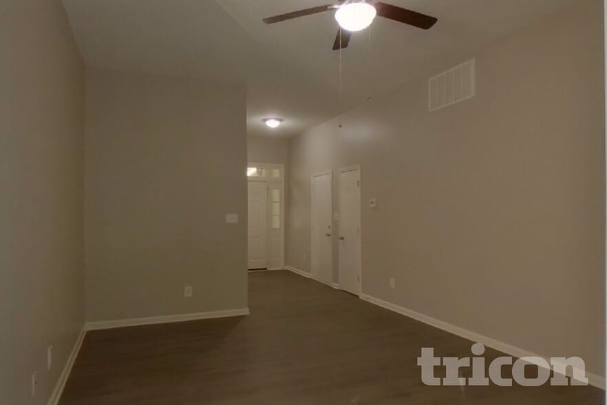 Building Photo - 10334 Creswell Ct