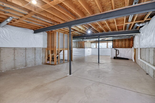 Building Photo - 607 Mansfield Way