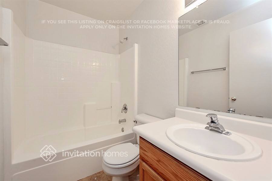 Building Photo - 3463 S 162nd Ave