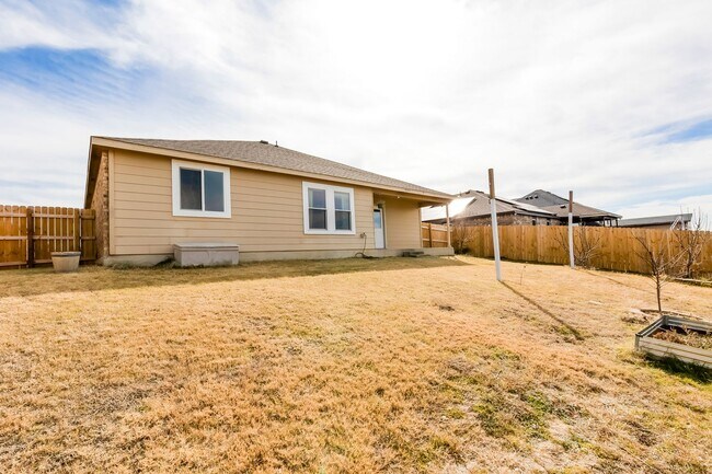 Building Photo - 6113 Bridgewood Dr