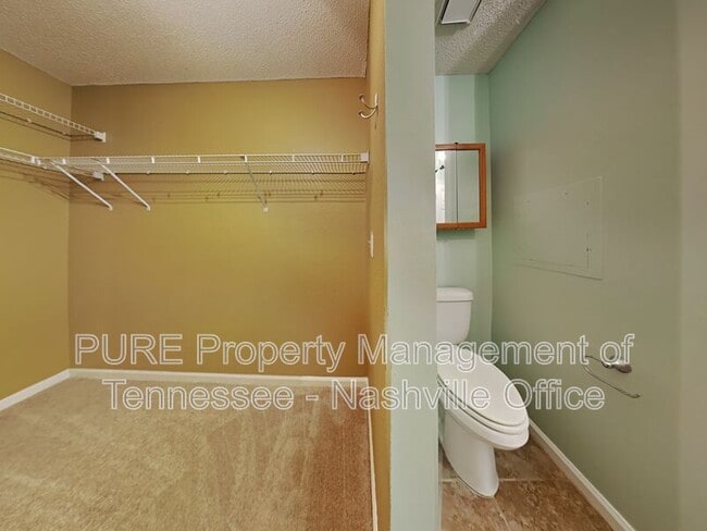 Building Photo - 2215 Joann Dr