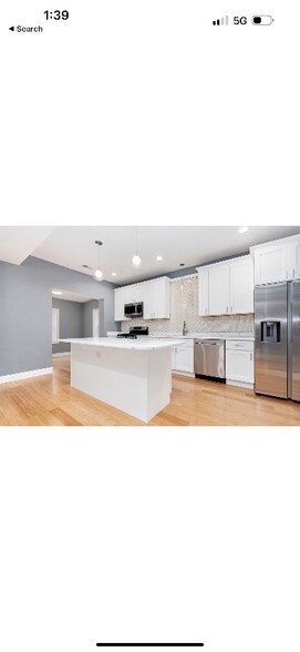 Building Photo - 6935 S Michigan Ave