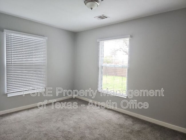 Building Photo - 5308 Overbrook Dr