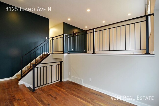 Building Photo - 50% Off January Rent! Modern 4-Bed Home wi...