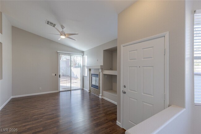 Building Photo - 167 Mountainside Dr