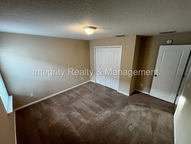 Building Photo - 3 bed/2 bath in Orange Park