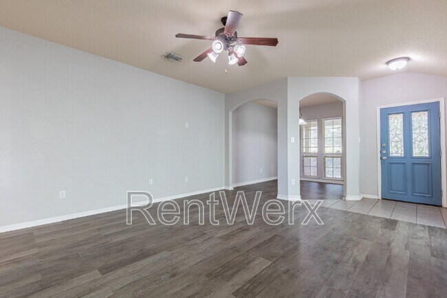 Building Photo - 5815 Southern Knoll