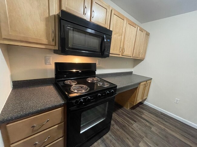 Building Photo - 20 Sentinel Court