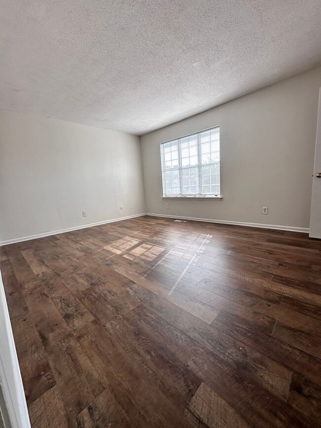 Building Photo - Summerwind-Virginia Beach Townhouse