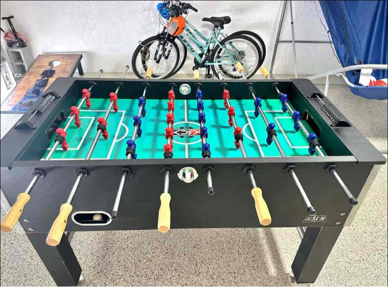 Building Photo - 1190 SW 57th St