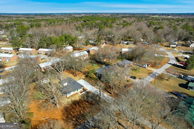 Building Photo - 127 Perry St