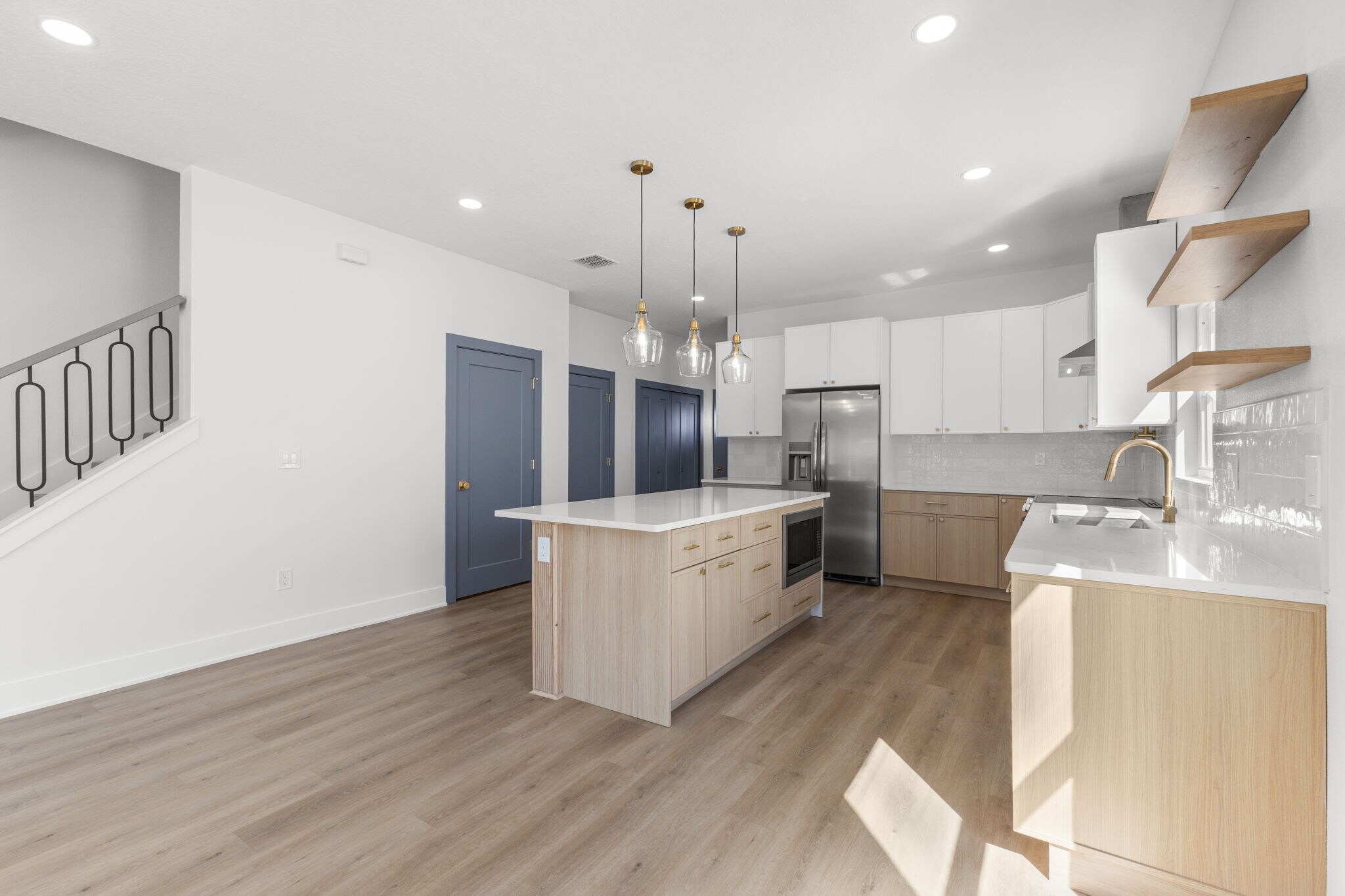 Building Photo - 2523 13th Ave N