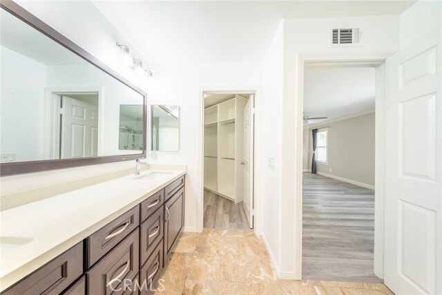 Building Photo - 4815 Linaro Dr