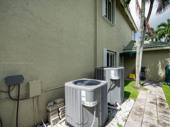 Building Photo - 3560 Moon Bay Cir