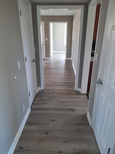 Building Photo - 2115 Main St