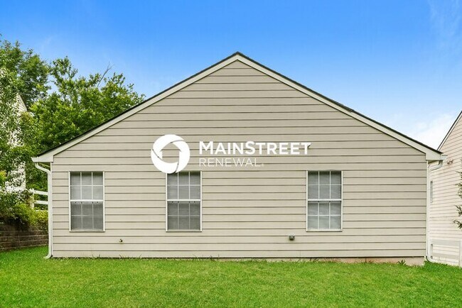 Building Photo - 3 Bedroom Pet-Friendly Home in Lithonia, GA with Main Street Renewal