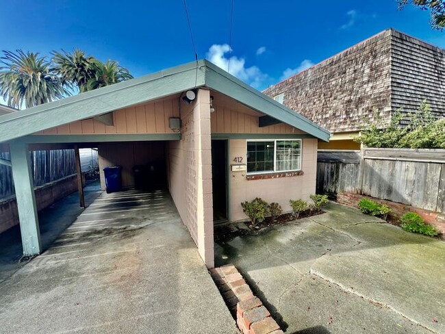 Primary Photo - Cozy Duplex in Pacific Grove Available NOW!